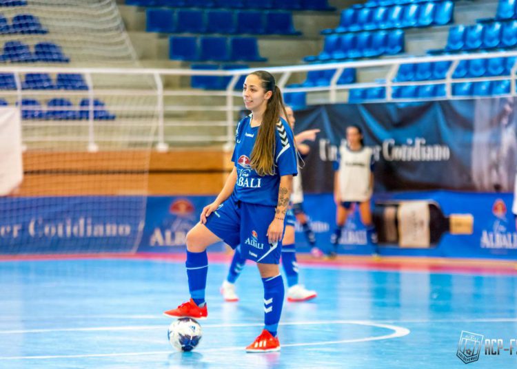 5-3 LAS GUERRERAS AZULONAS CAYERON EN MORA