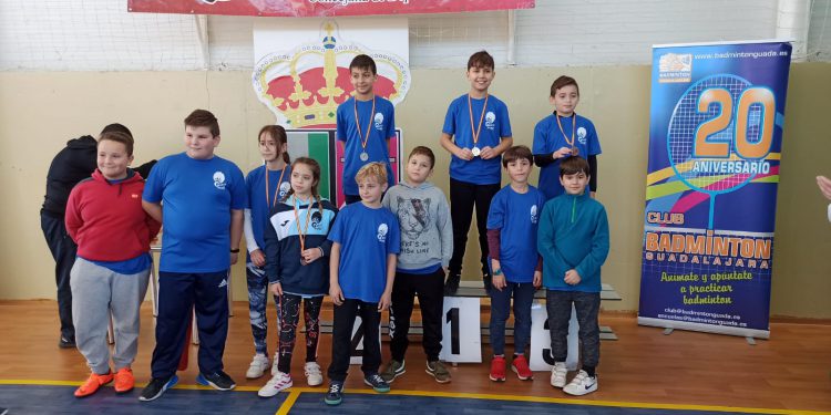 EL 8º CIRCUITO PROVINCIAL DE BÁDMINTON DE DEPORTE ESCOLAR ARRANCA EN EL CASAR