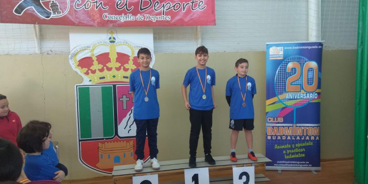 EL 8º CIRCUITO PROVINCIAL DE BÁDMINTON DE DEPORTE ESCOLAR ARRANCA EN EL CASAR