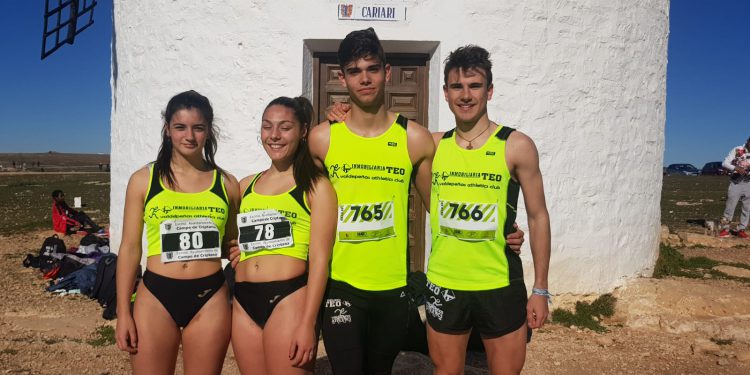 SEIS PODIOS PARA LOS ATLETAS DEL VALDEPEÑAS ATHLETICS CLUB EN EL CROSS DE LOS MOLINOS.