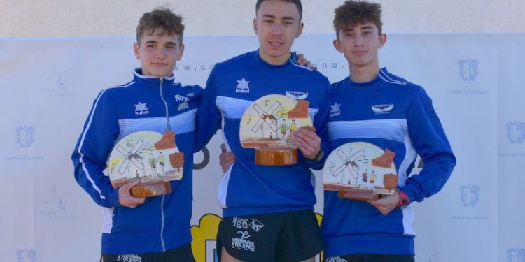 SEIS PODIOS PARA LOS ATLETAS DEL VALDEPEÑAS ATHLETICS CLUB EN EL CROSS DE LOS MOLINOS.
