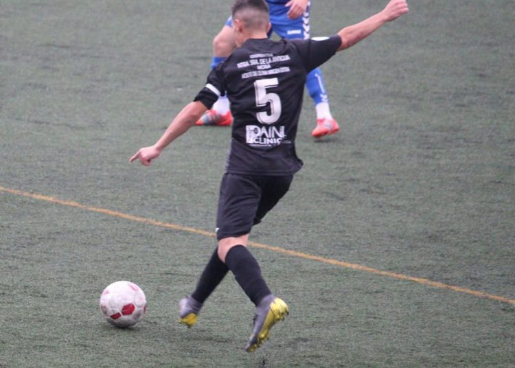 Jorge Santos, jugador del Mora CF: «En el Mora estoy viviendo mi mejor etapa como futbolista»