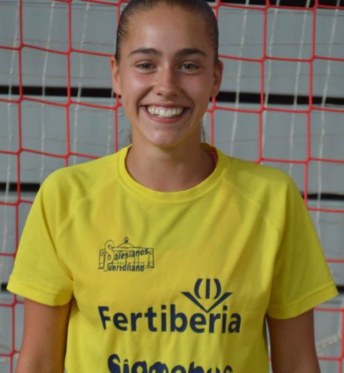 Cinco minutos con….. Elena jugadora Salesianos Puertollano