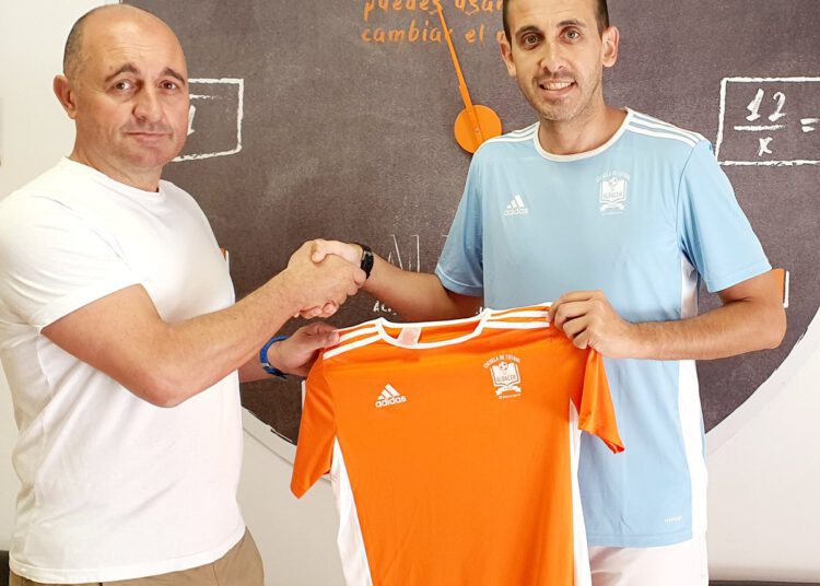 Pedro  David Hernán seguirá dirigiendo al  CD EF Albacer Juvenil Nacional