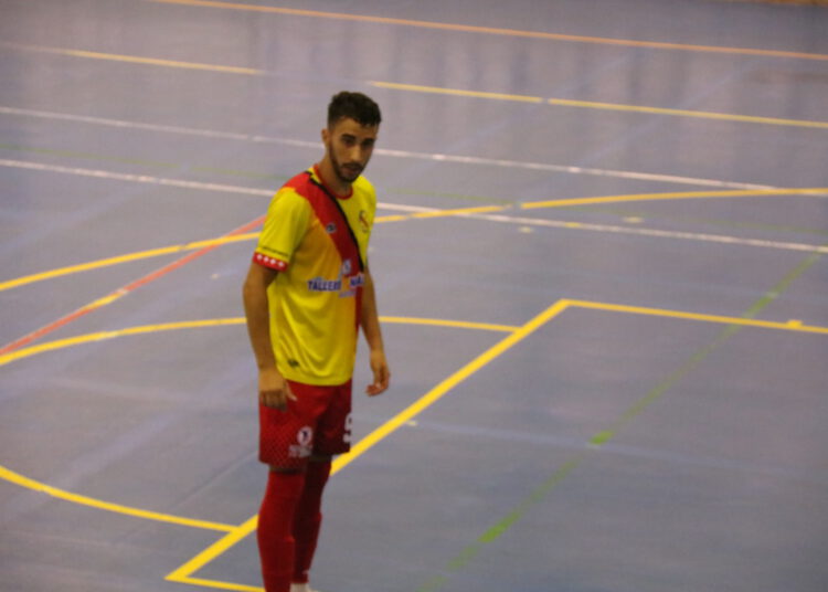 El capitán del CD Cobisa FS Juancar sigue en la aventura de 2ªB