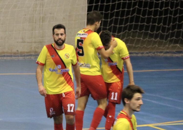 EL RINCÓN DE JOSEMI: Hasta cuatro veces recordó el Cobisa que era de Segunda B, a un gran Infantes