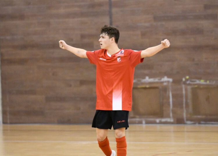 Sergio Jorquera, jugará otra temporada más en el Albacete FS tras recuperarse de su lesión