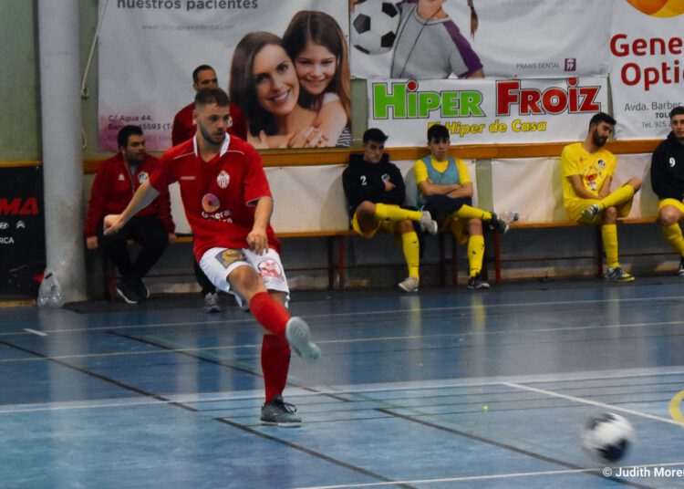 Alex seguirá en el Atlético Bargas
