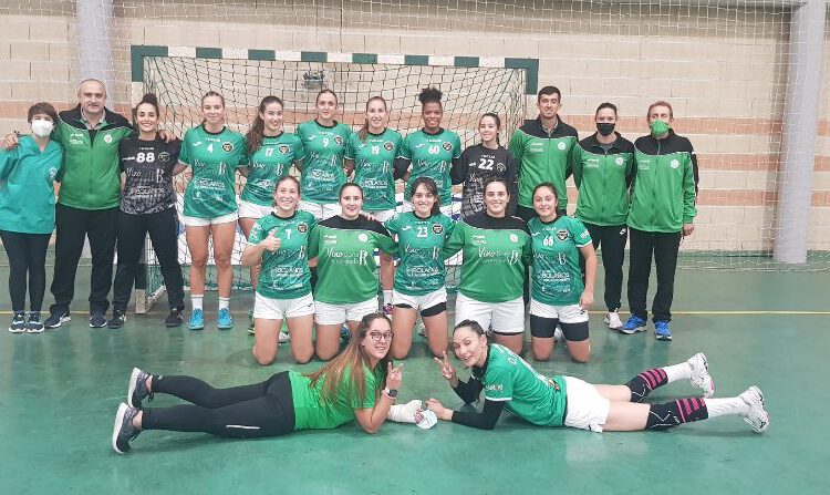 Final de infarto en el Macarena Aguilar y victoria para el Vino Dª Berenguela BM Bolaños (27-26)