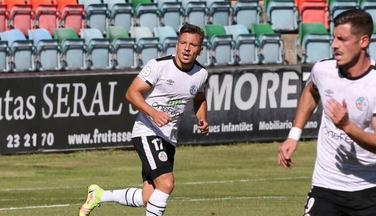 El Socuéllamos ya tiene a su lateral derecho