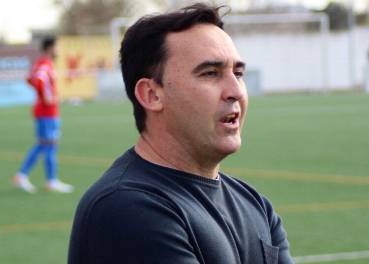 Pedro Velasco: «Cada equipo ha tenido sus conceptos, sus diferentes plantillas, diferentes jugadores, por lo tanto, he tenido que adaptar mis métodos a los jugadores que he tenido en cada plantilla»