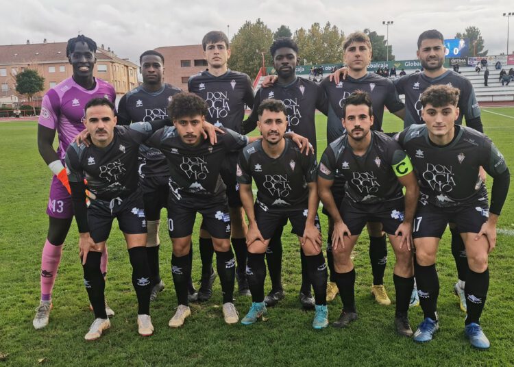 El Villarrobledo pierde el invicto, pero sigue líder de la tabla