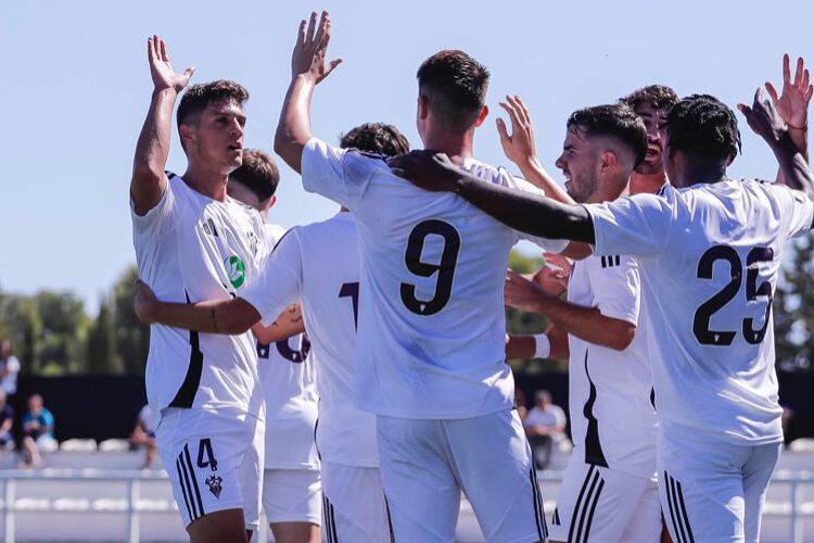 El Atlético Albacete ha puesto la directa para ser campeón